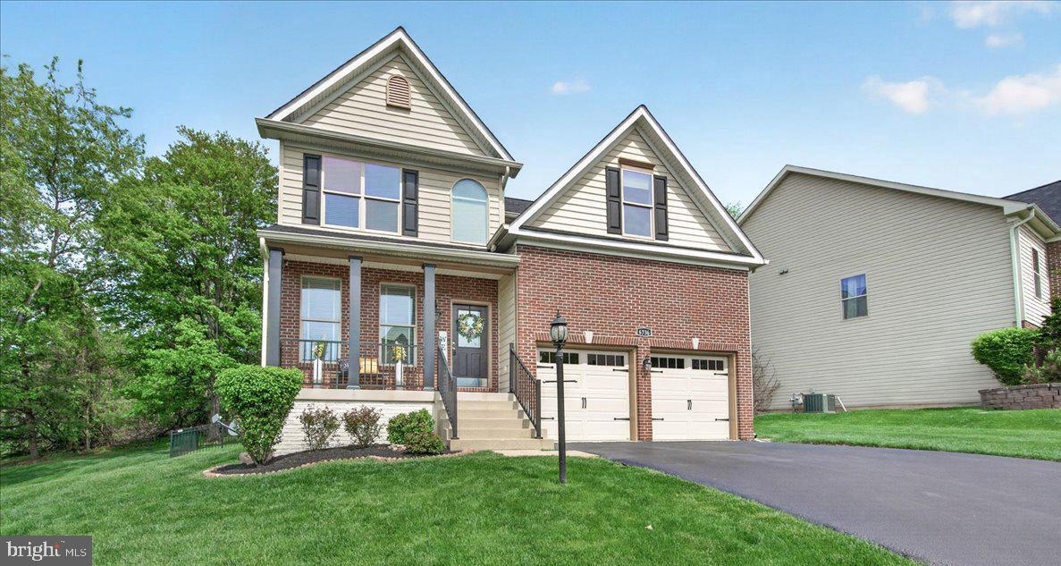 LAKE LINGANORE WOODRIDGE - Residential