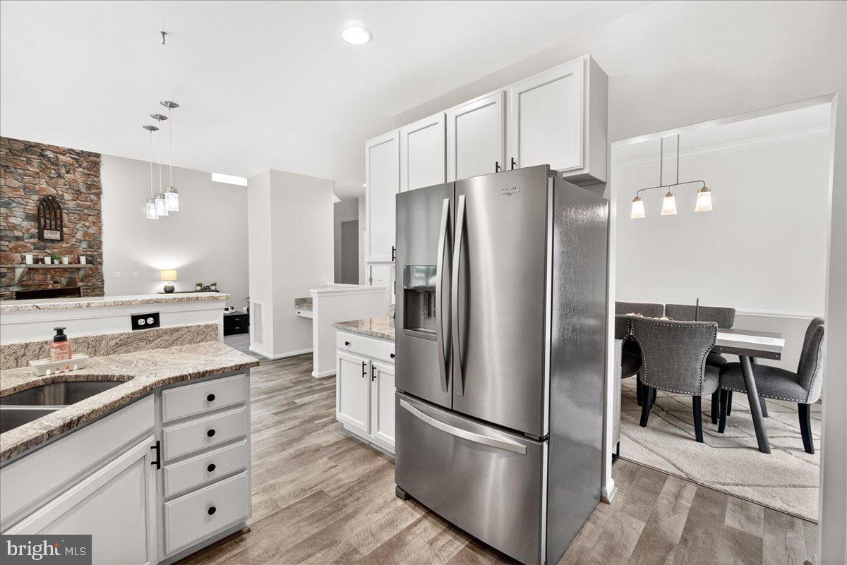 LAKE LINGANORE WOODRIDGE - Residential