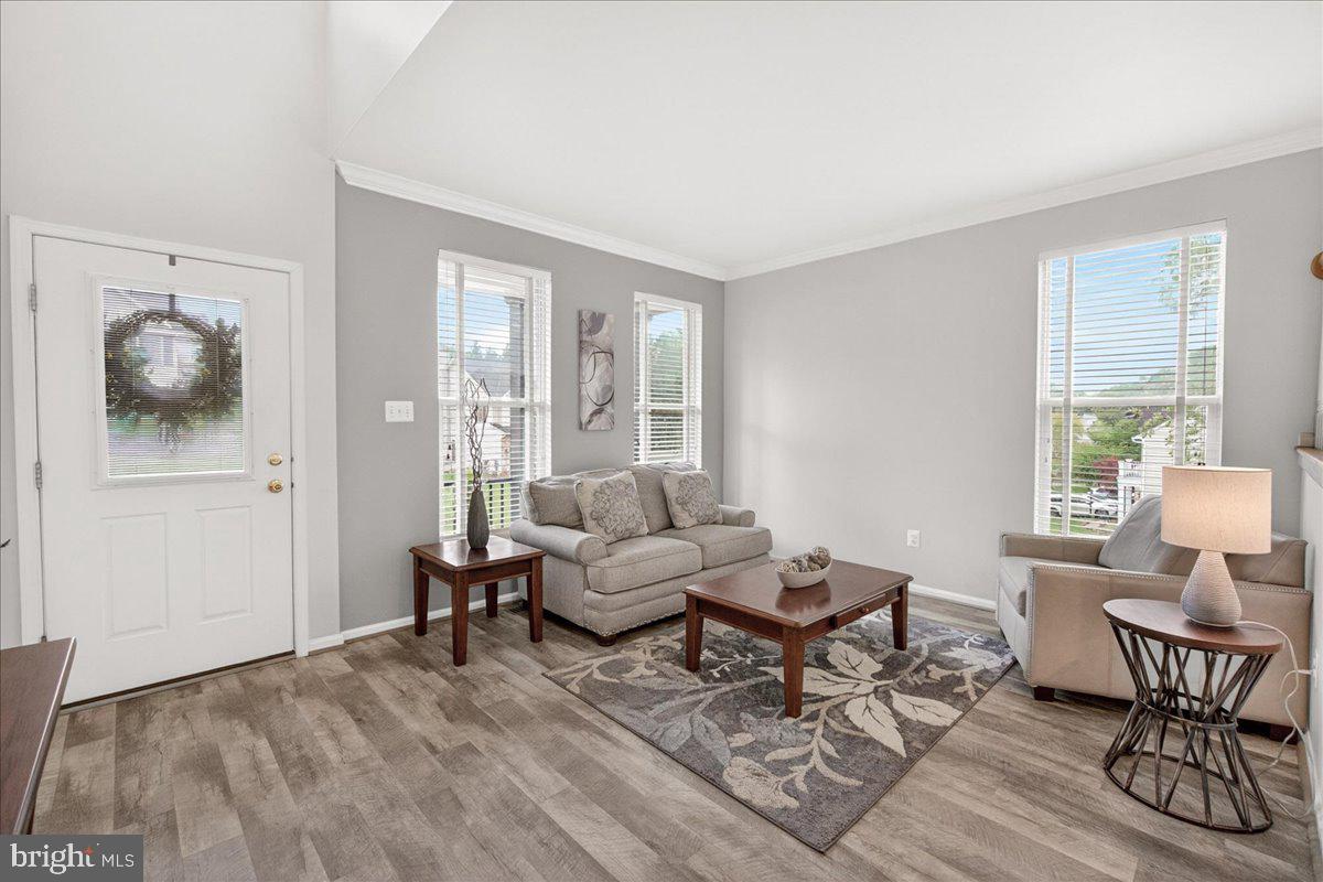 LAKE LINGANORE WOODRIDGE - Residential