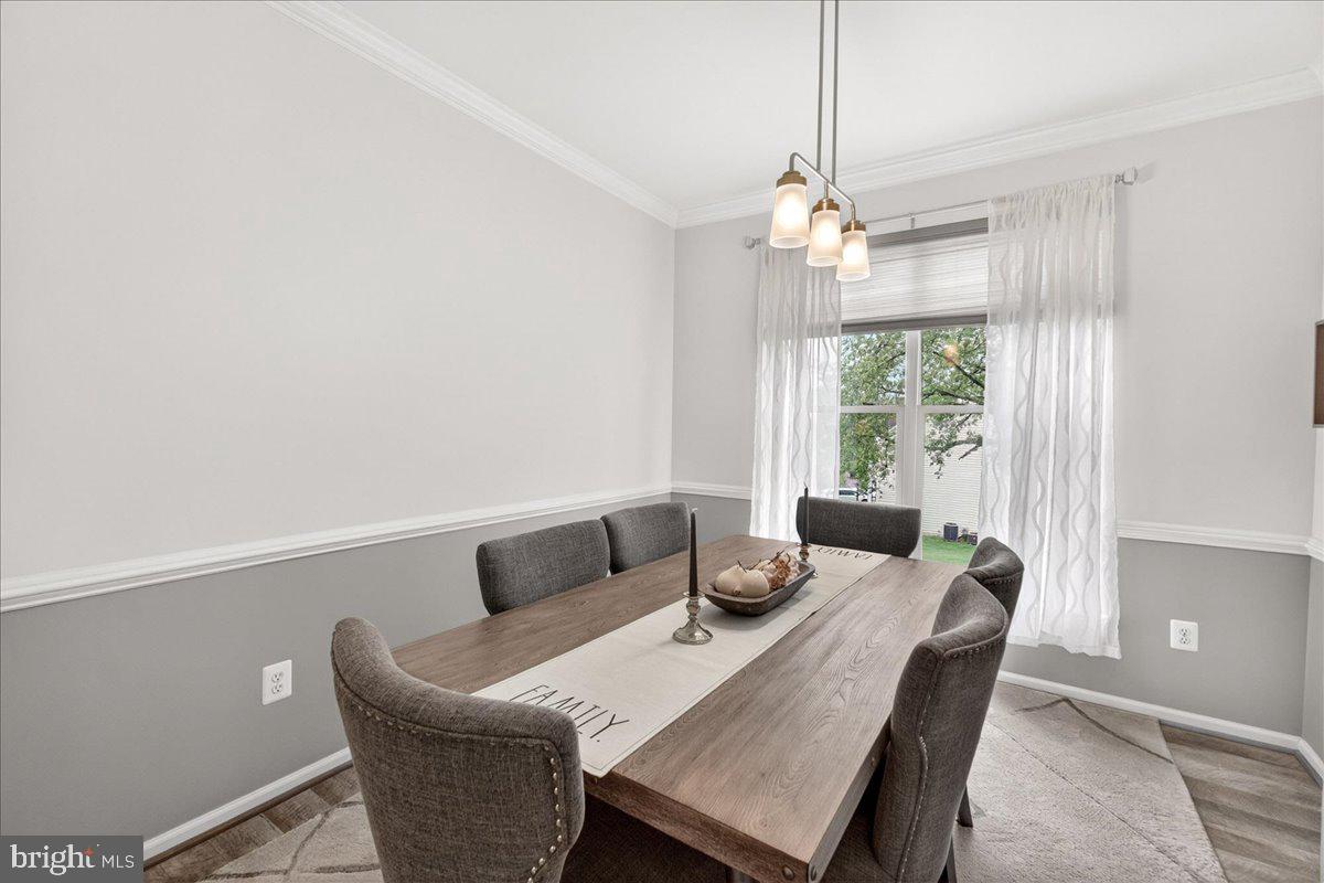 LAKE LINGANORE WOODRIDGE - Residential