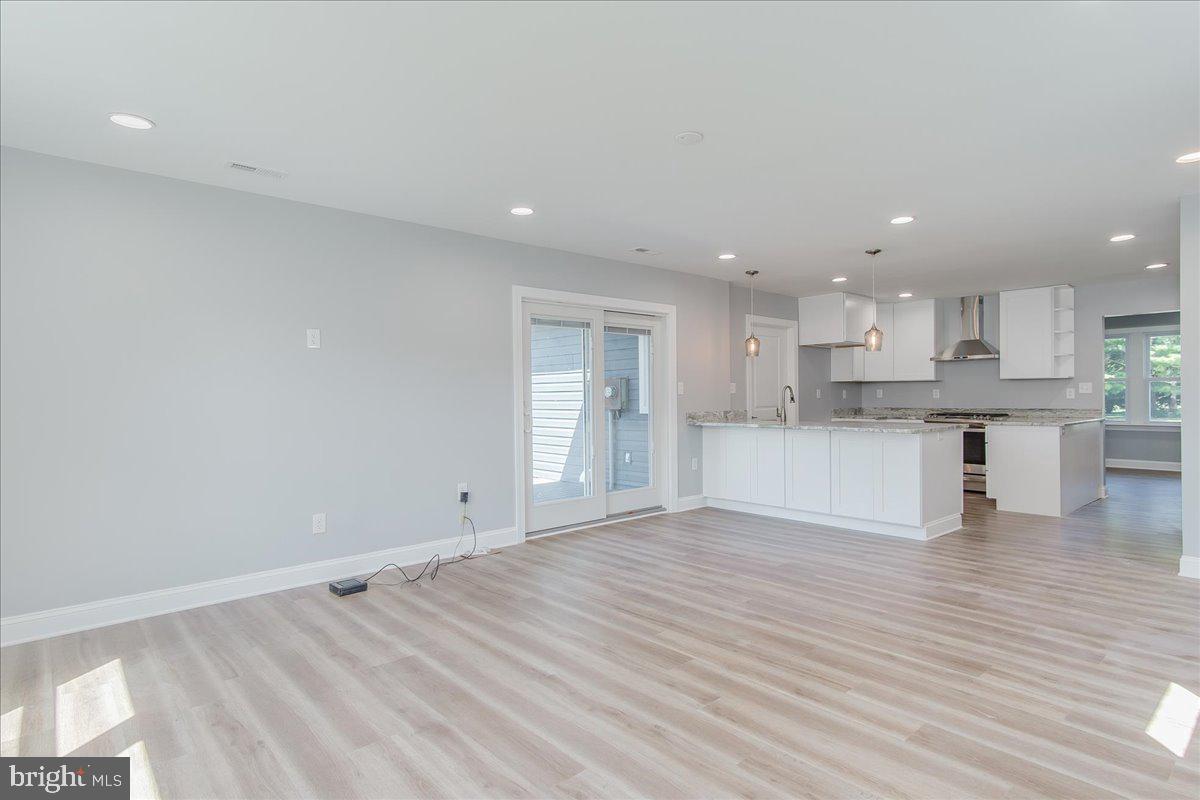 CHIPS MEADOW - Residential