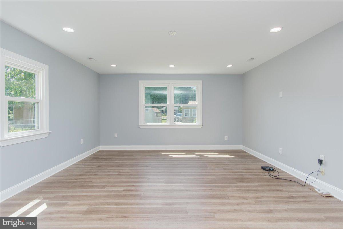 CHIPS MEADOW - Residential