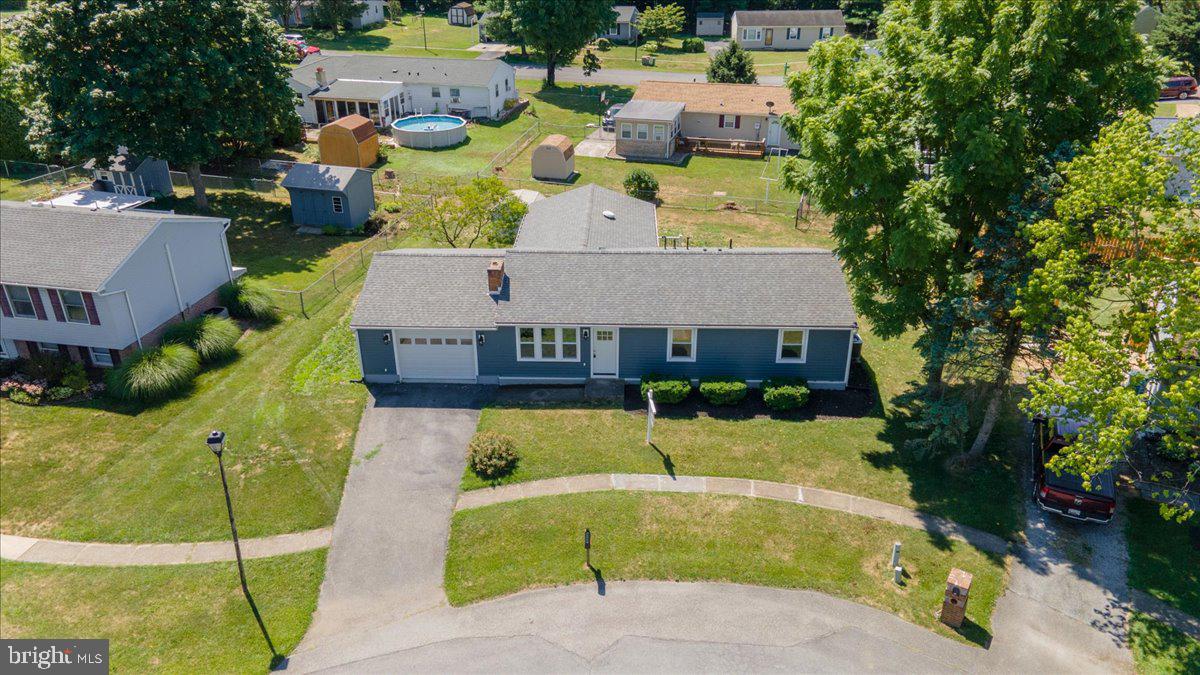 CHIPS MEADOW - Residential