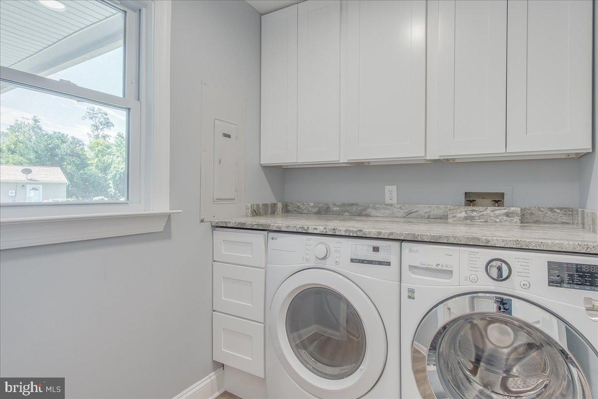 CHIPS MEADOW - Residential