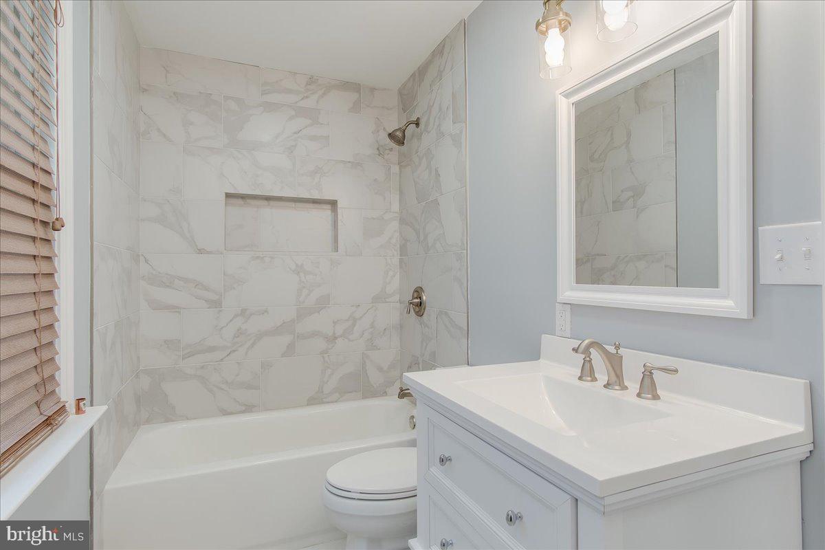 CHIPS MEADOW - Residential