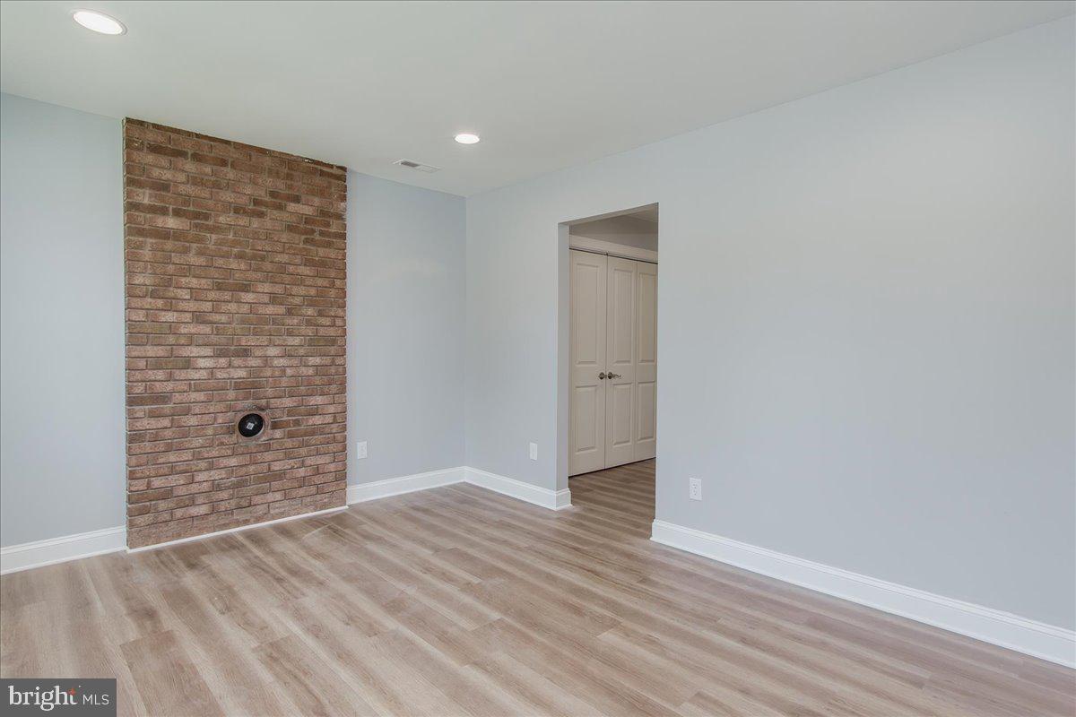 CHIPS MEADOW - Residential