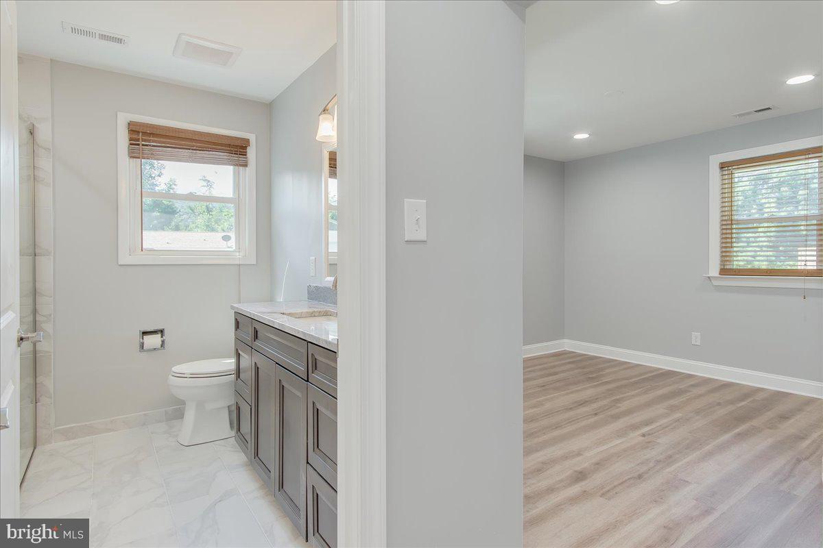 CHIPS MEADOW - Residential