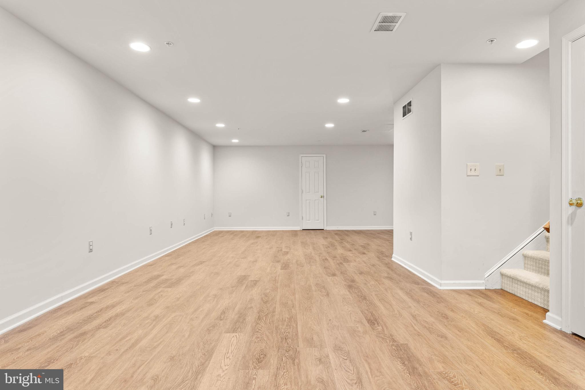 DEER CREEK - Residential Lease