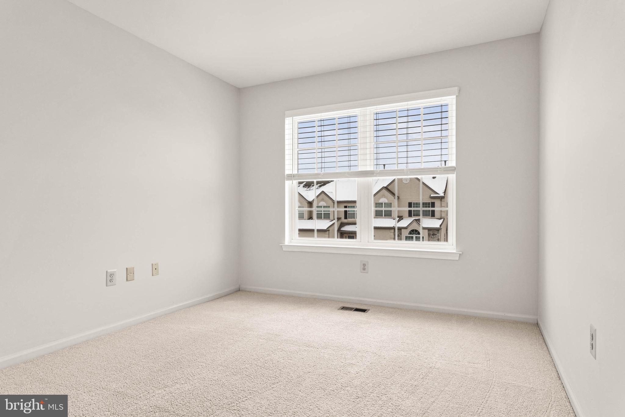 DEER CREEK - Residential Lease