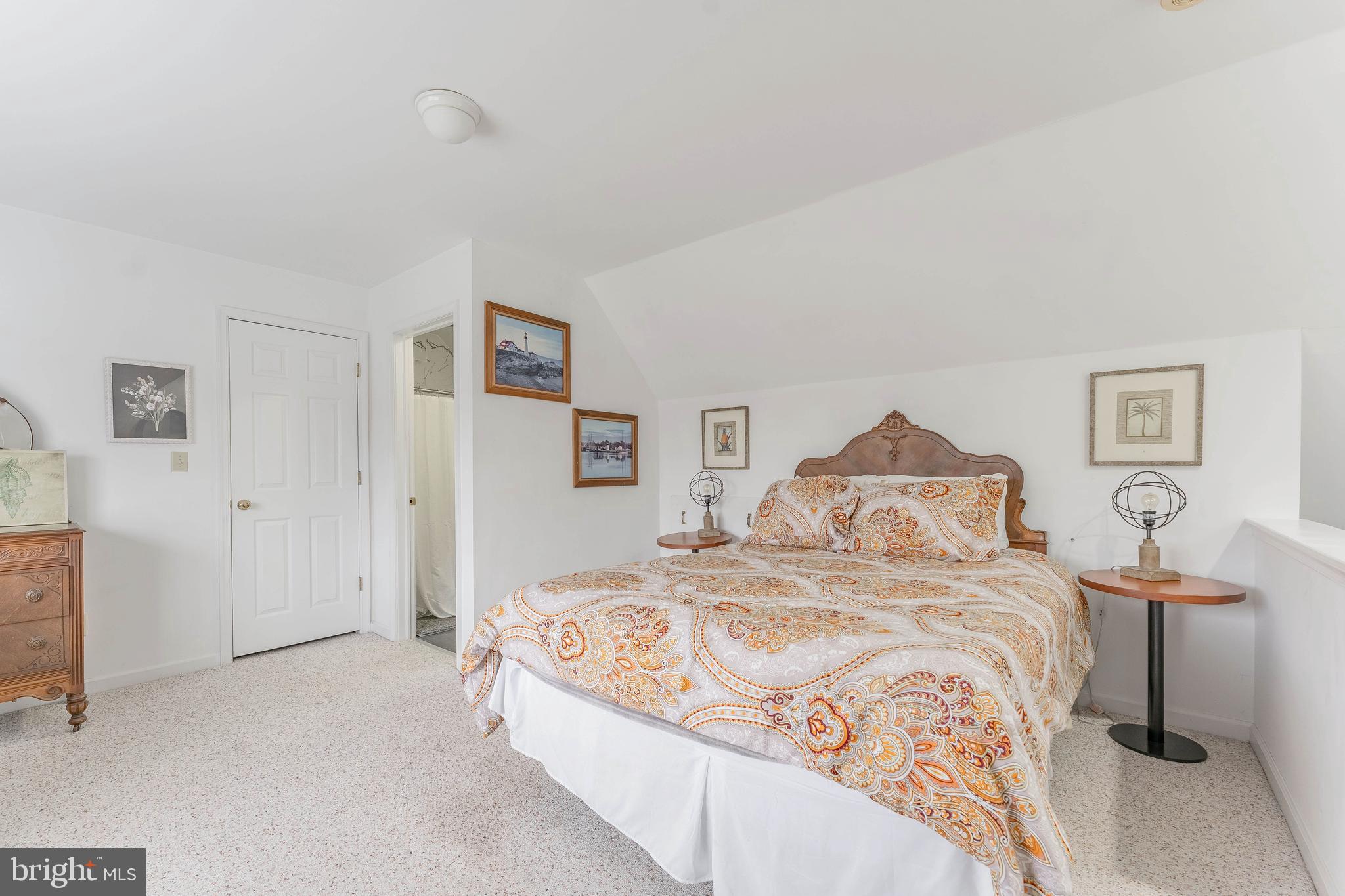 YELLOW SPRINGS CROSS - Residential