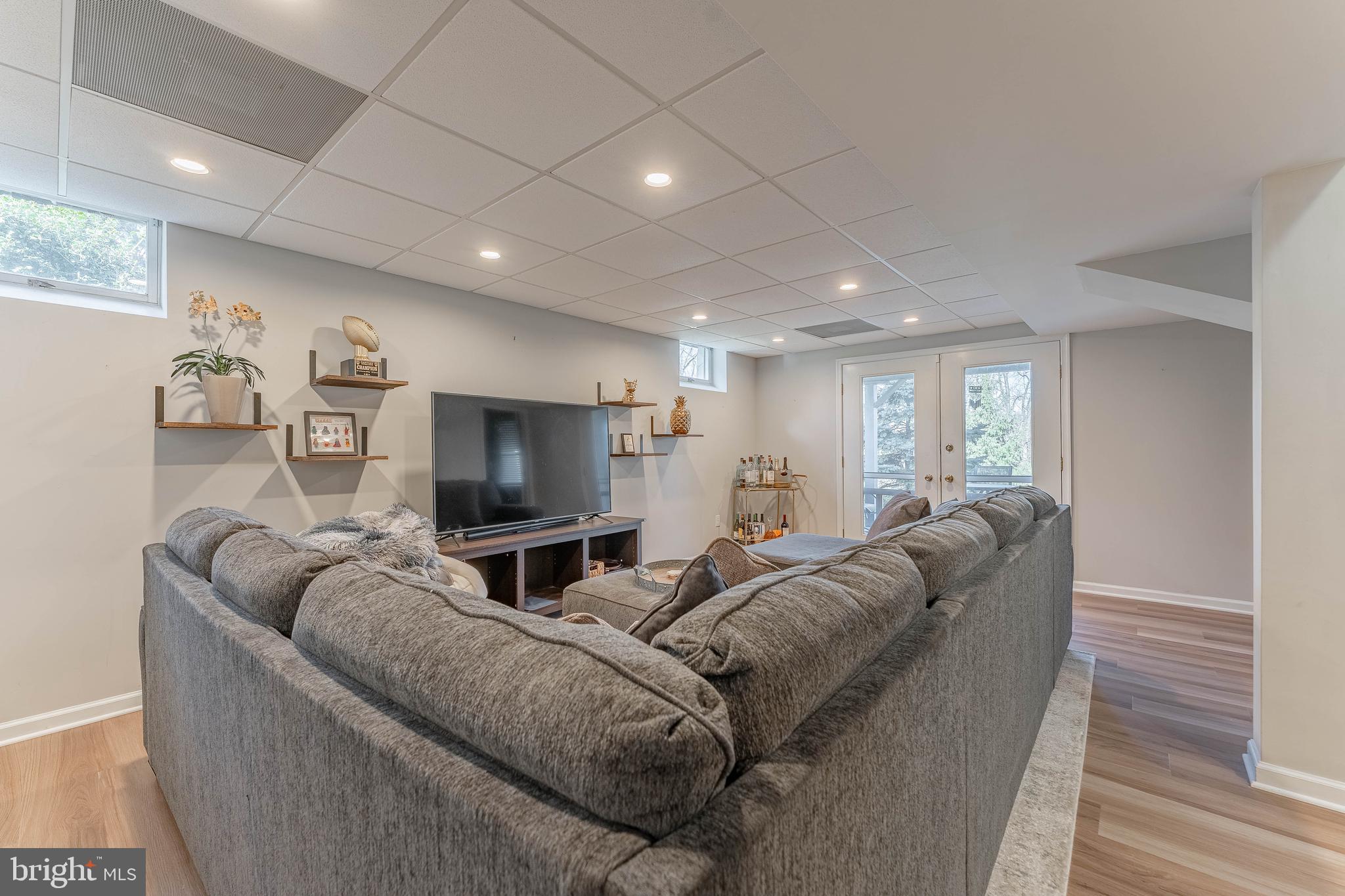 YELLOW SPRINGS CROSS - Residential