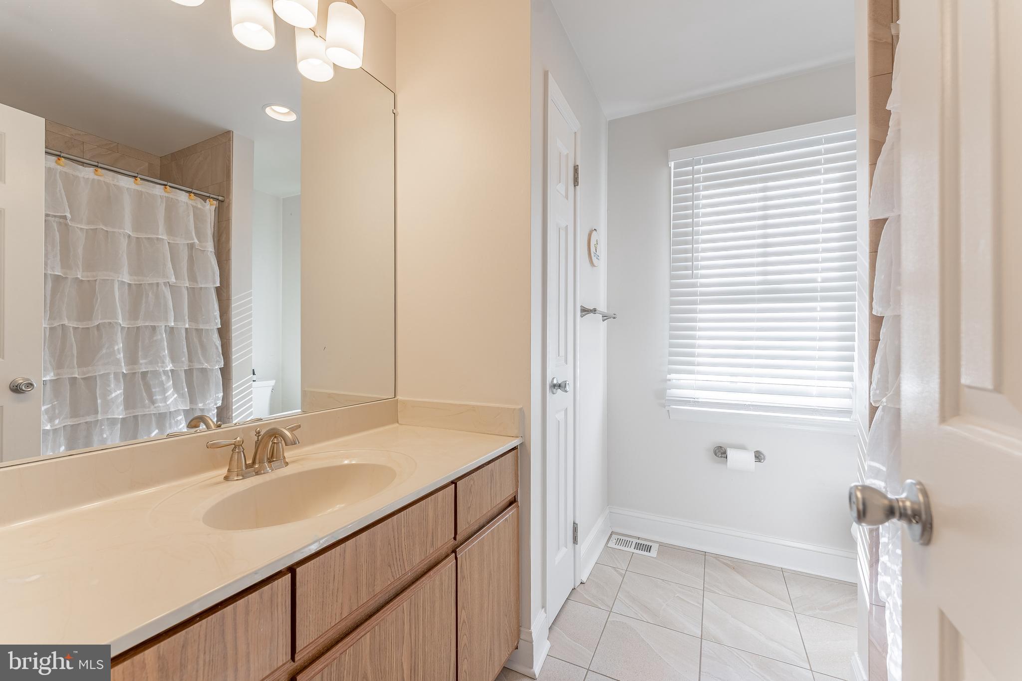 YELLOW SPRINGS CROSS - Residential