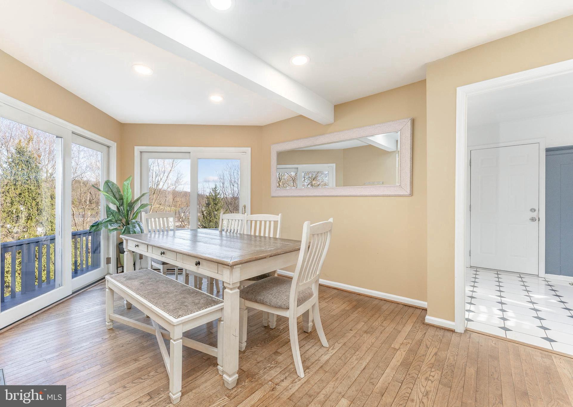 YELLOW SPRINGS CROSS - Residential