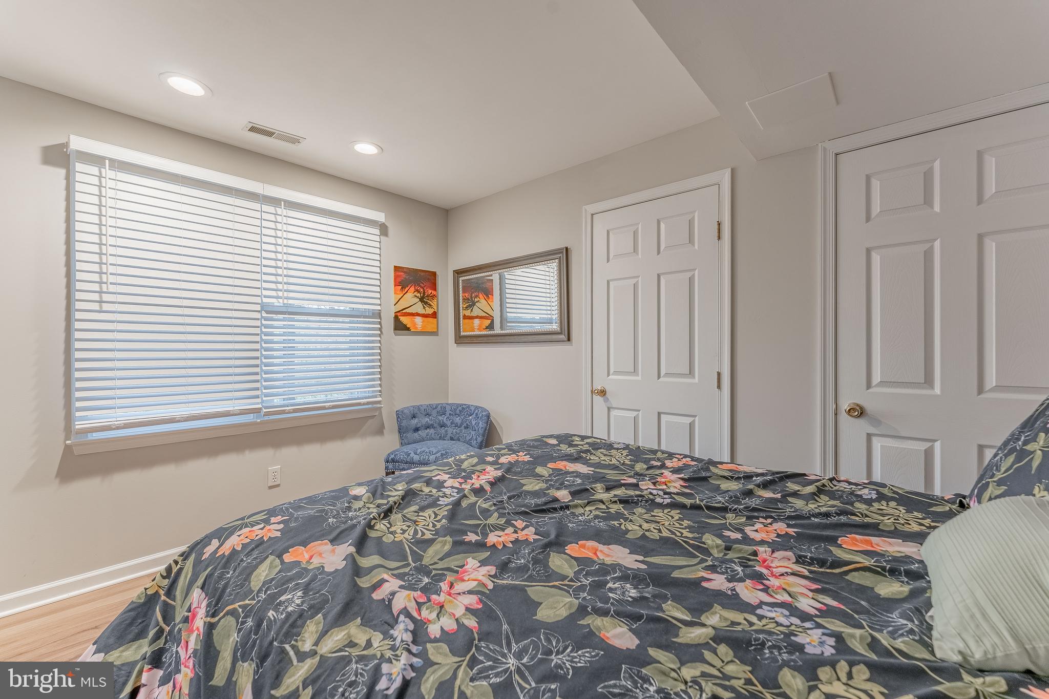 YELLOW SPRINGS CROSS - Residential