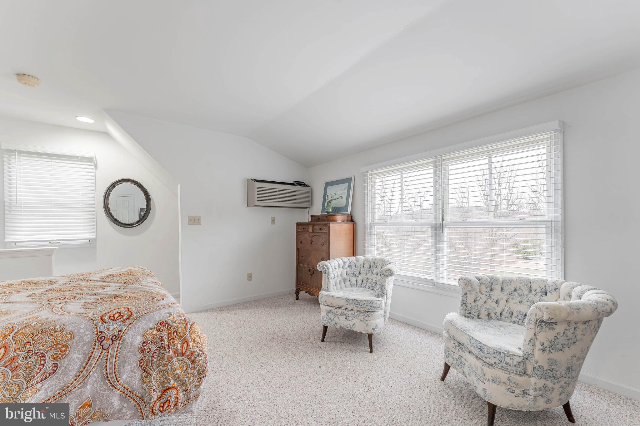 YELLOW SPRINGS CROSS - Residential