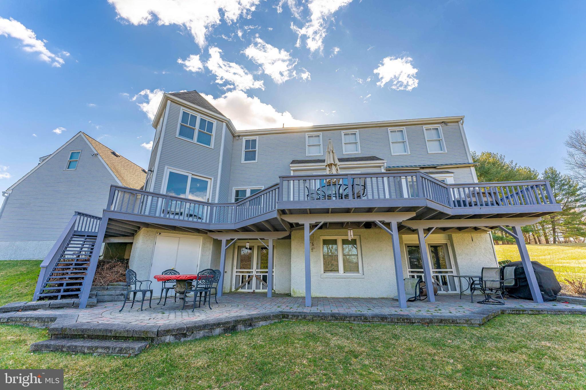 YELLOW SPRINGS CROSS - Residential