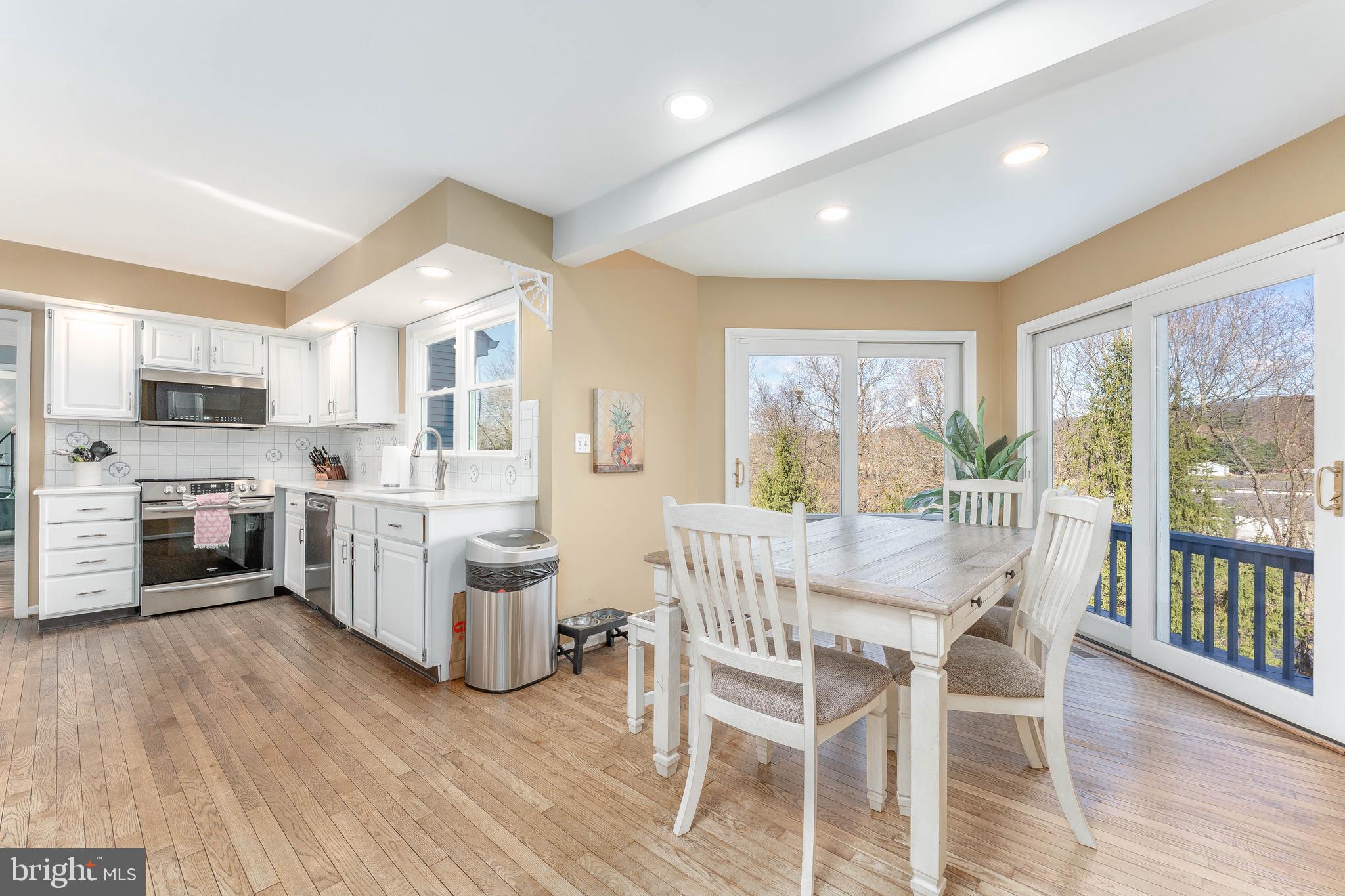 YELLOW SPRINGS CROSS - Residential