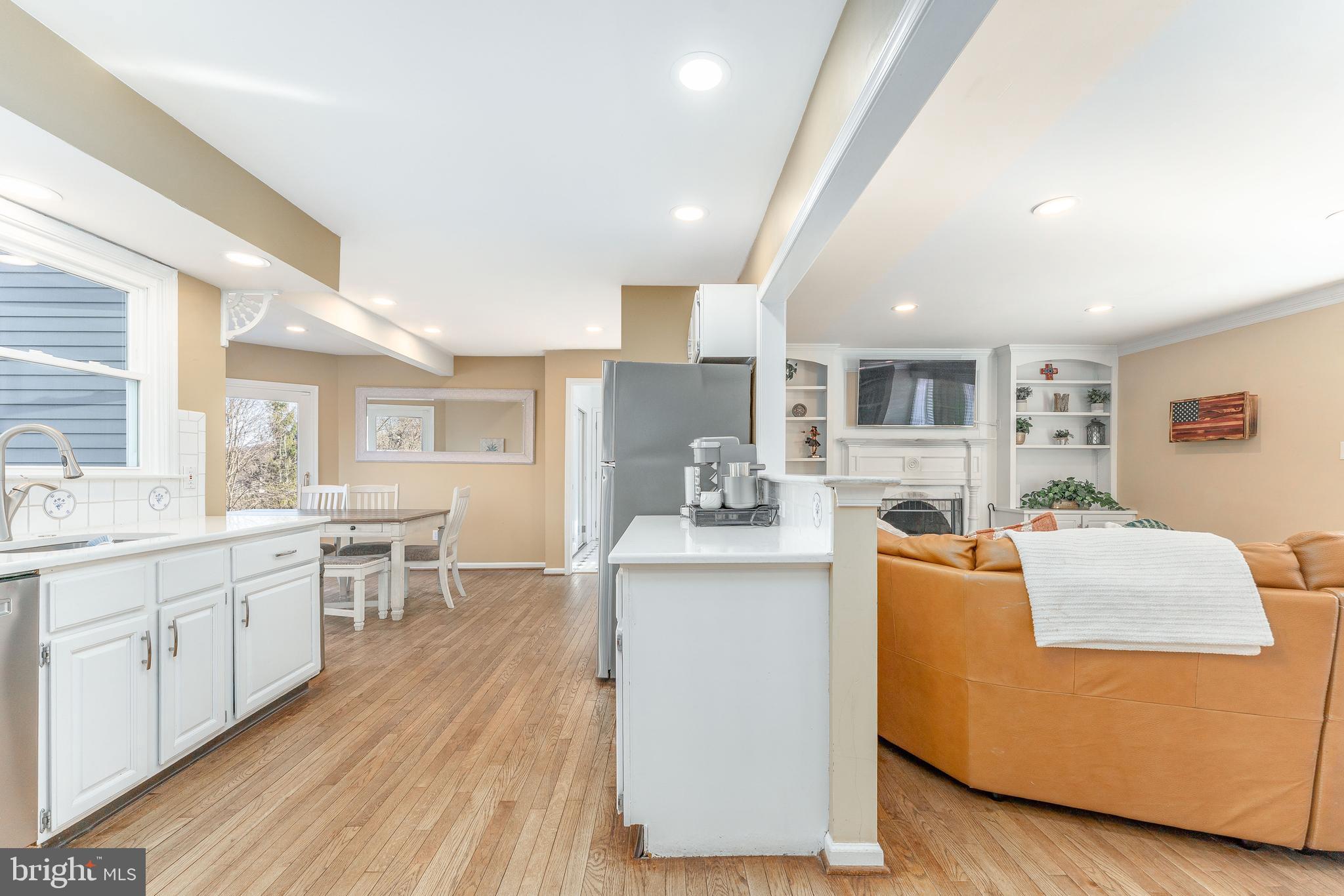 YELLOW SPRINGS CROSS - Residential