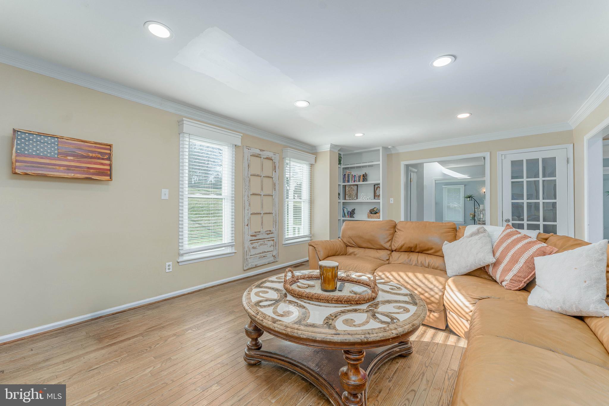 YELLOW SPRINGS CROSS - Residential