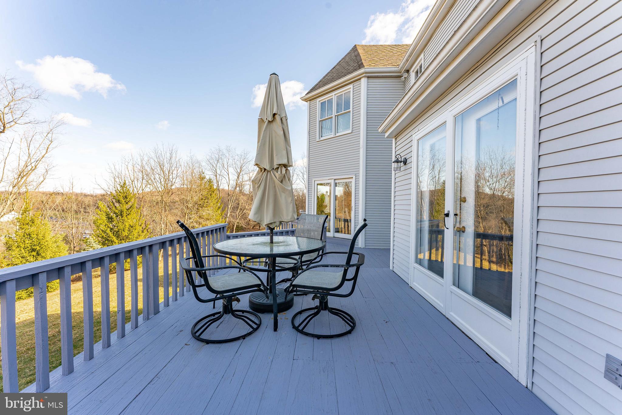 YELLOW SPRINGS CROSS - Residential