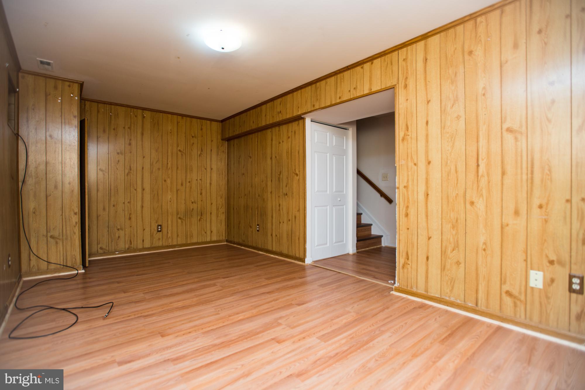 POINT OF WOODS - Residential Lease