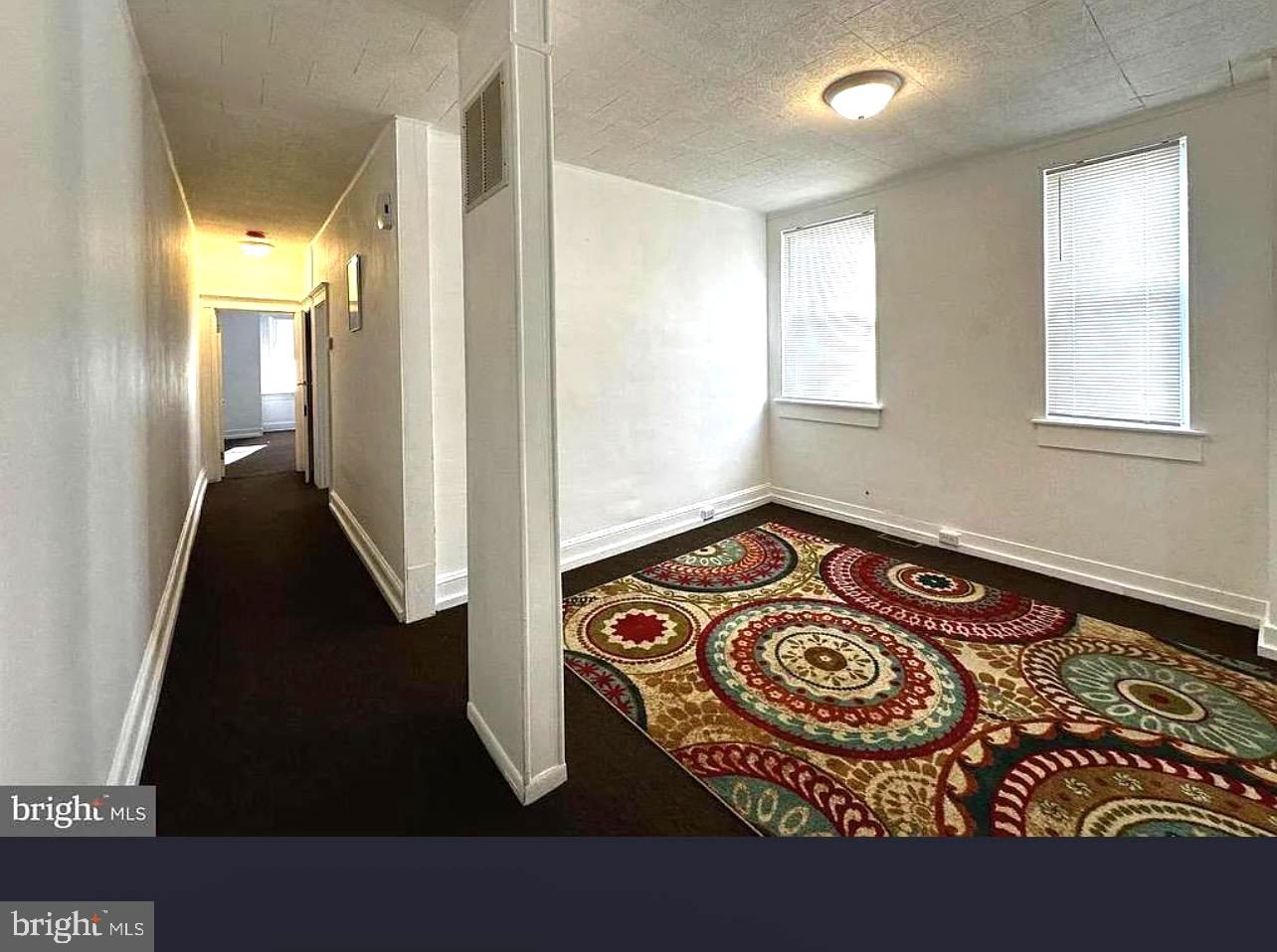 1105 WALNUT AVENUE 2