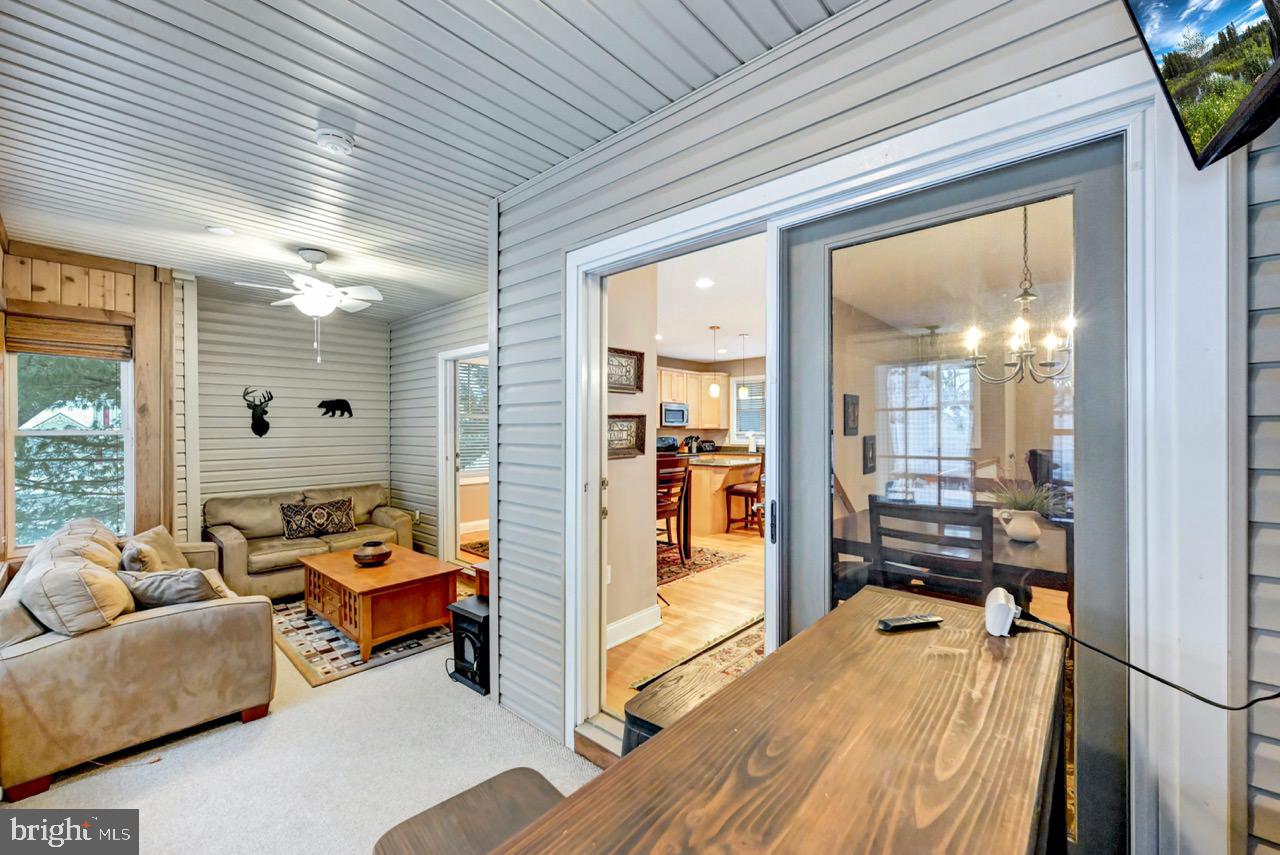 LAURELWOODS II - Residential