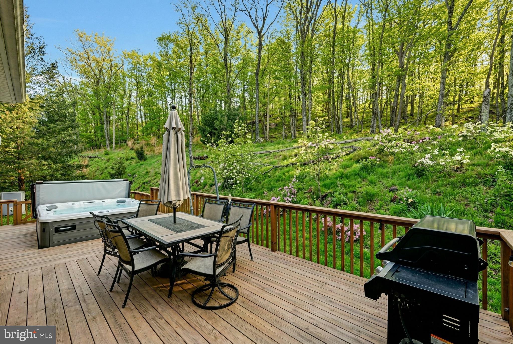 LAURELWOODS II - Residential