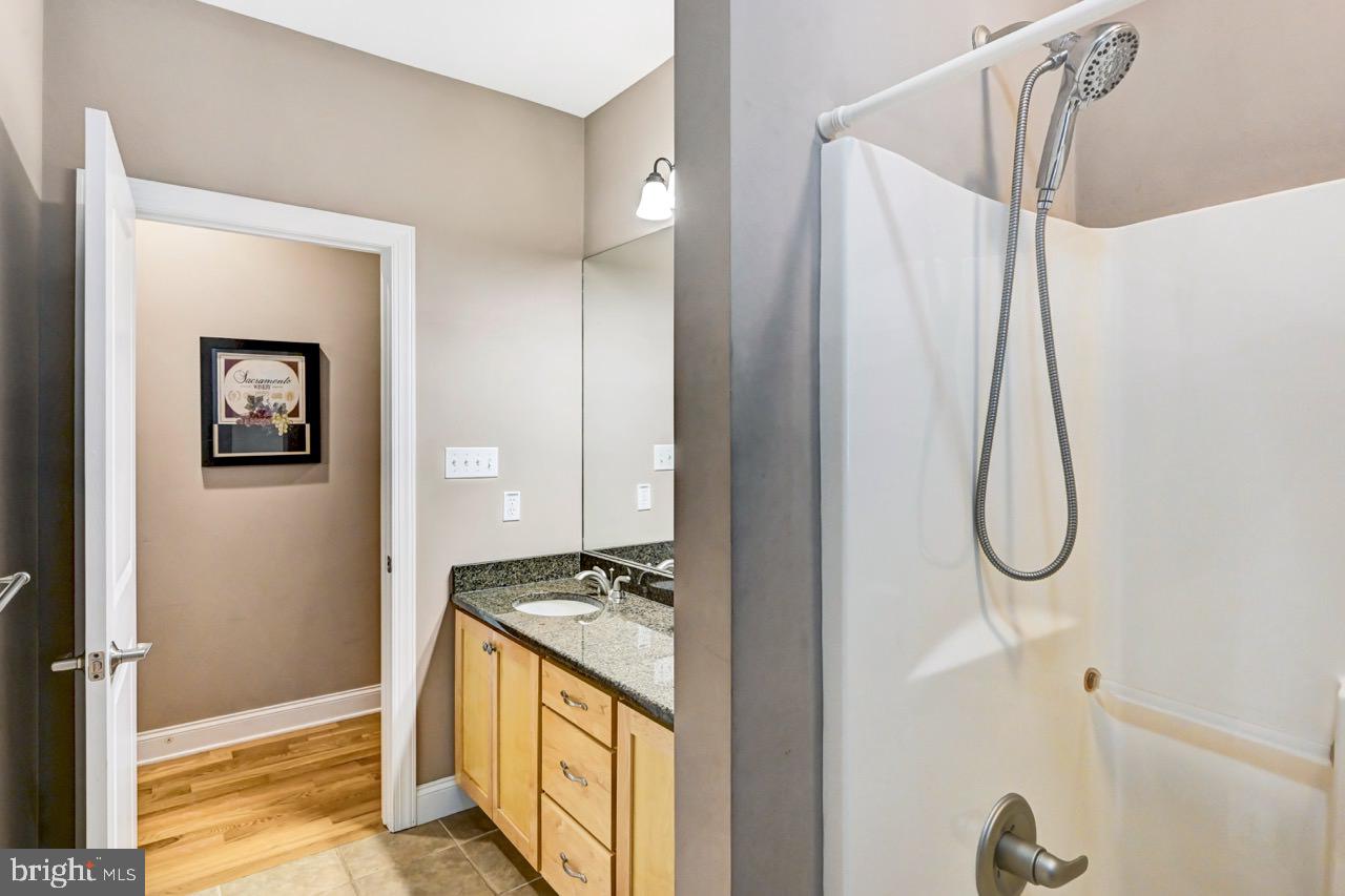 LAURELWOODS II - Residential