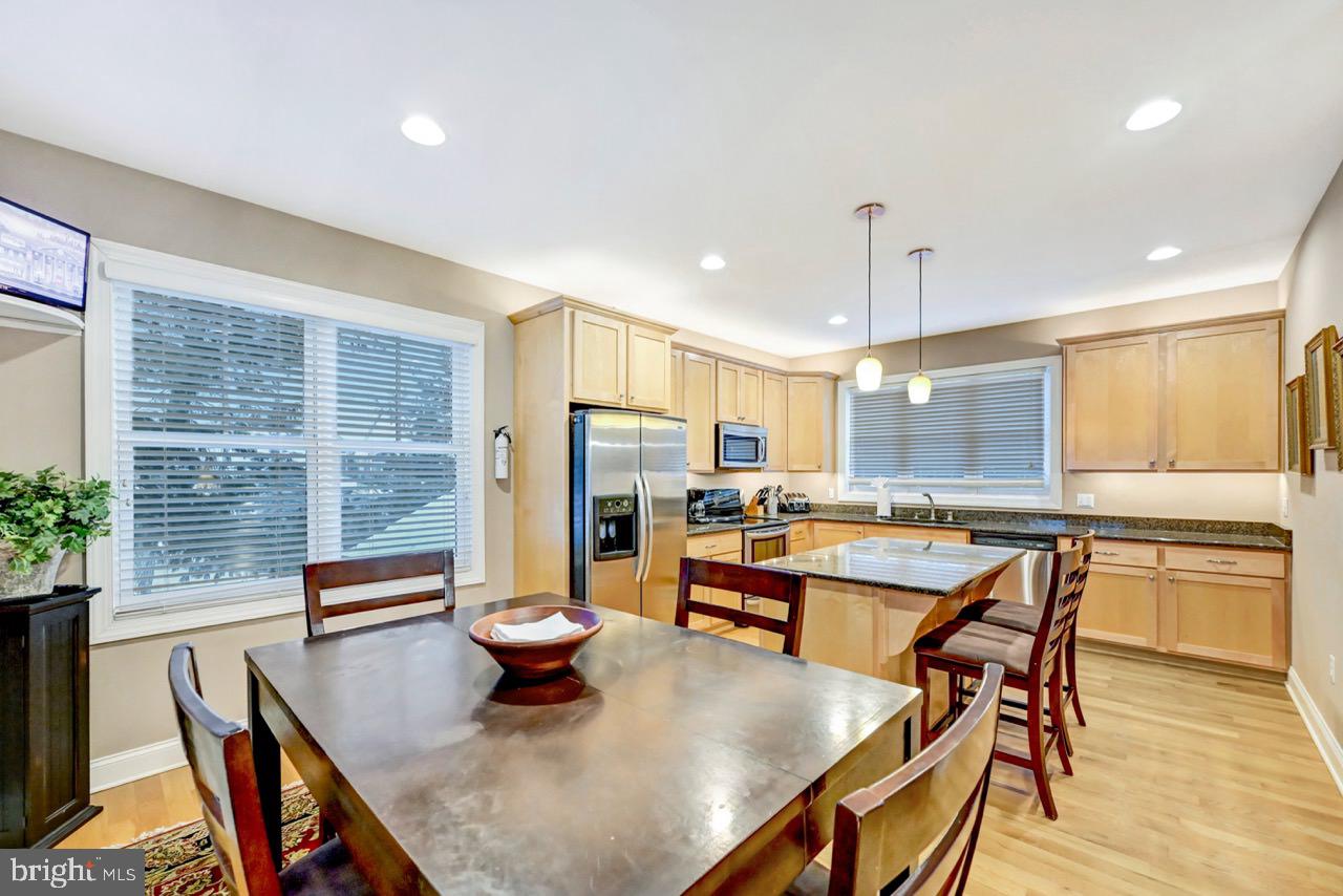 LAURELWOODS II - Residential