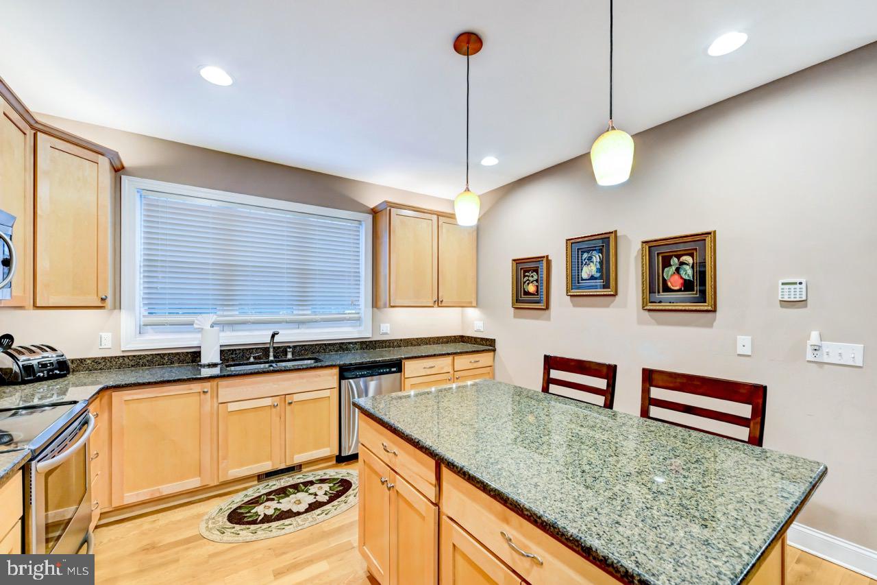 LAURELWOODS II - Residential