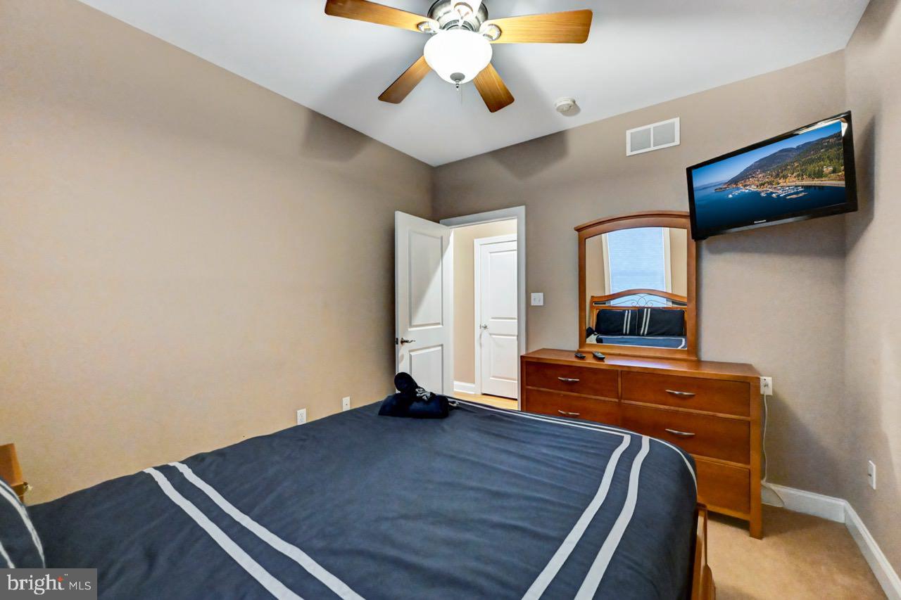 LAURELWOODS II - Residential