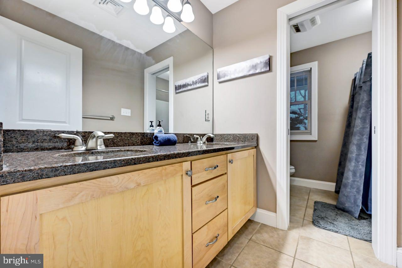 LAURELWOODS II - Residential