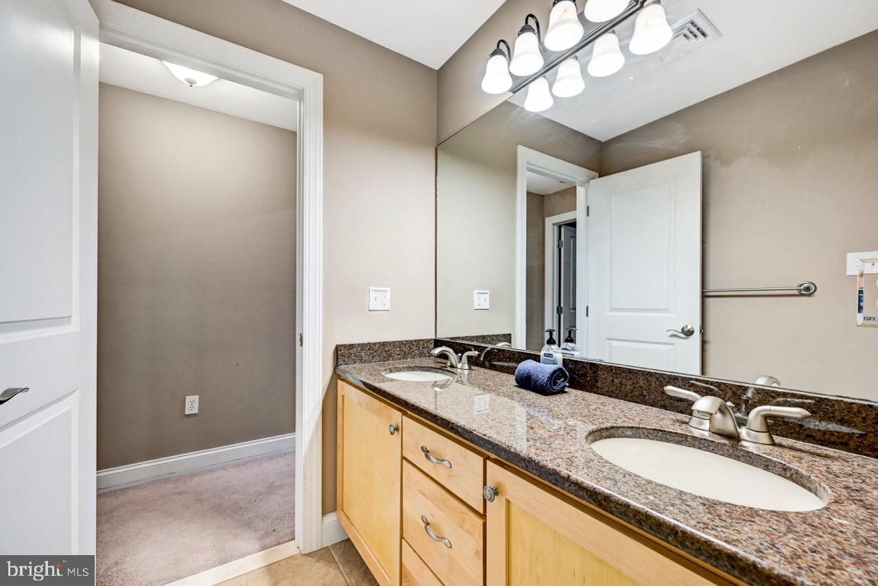 LAURELWOODS II - Residential