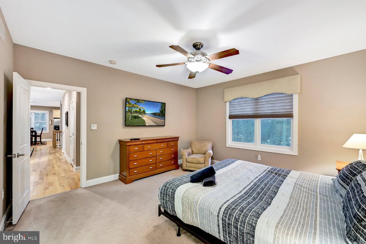 LAURELWOODS II - Residential