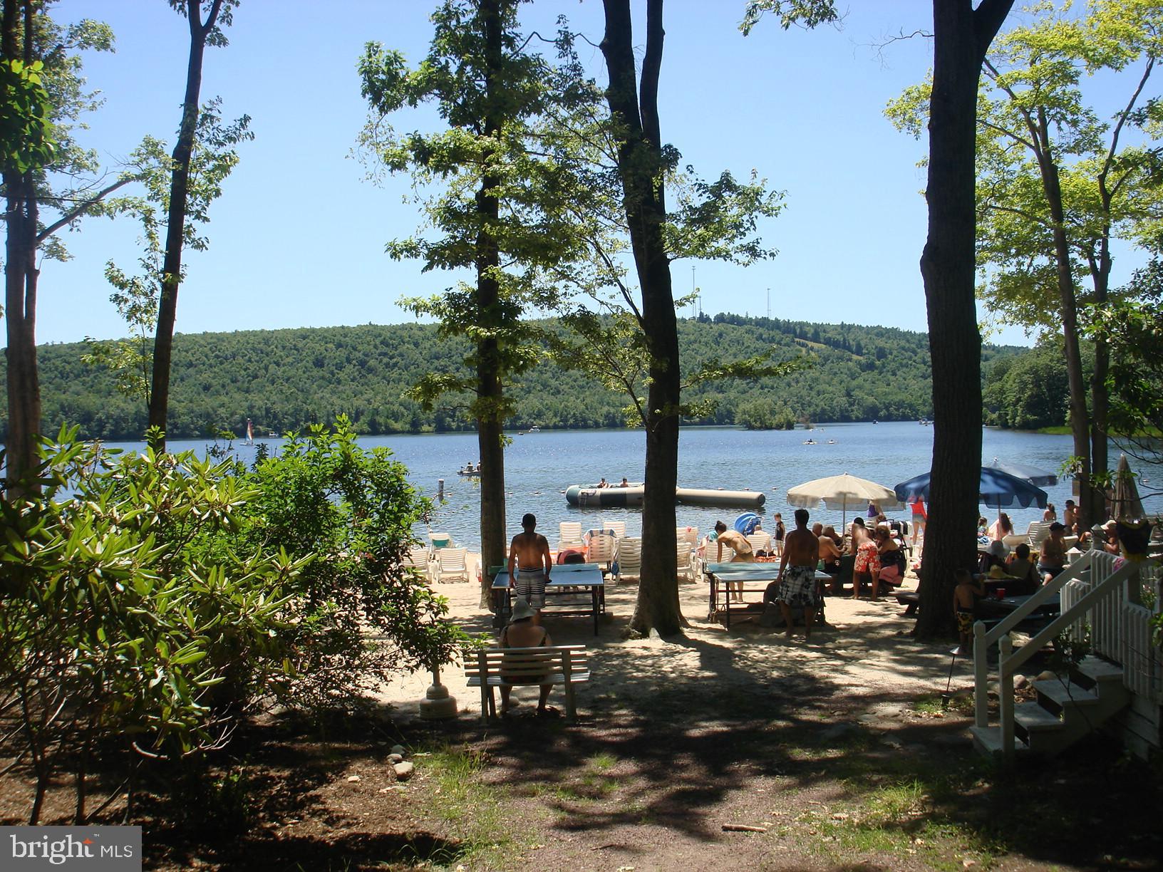 LAURELWOODS II - Residential