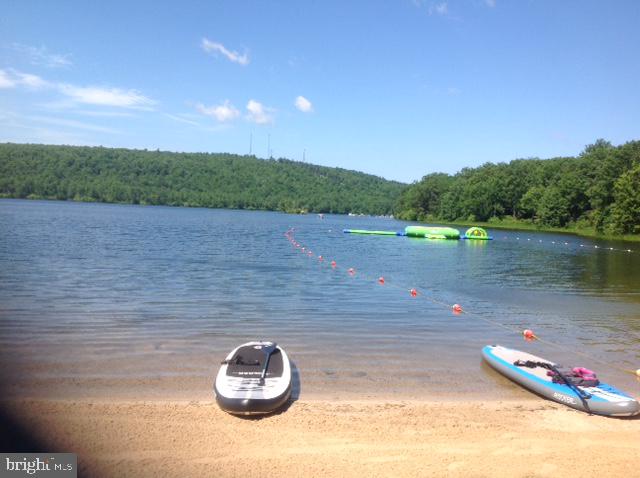 LAURELWOODS II - Residential