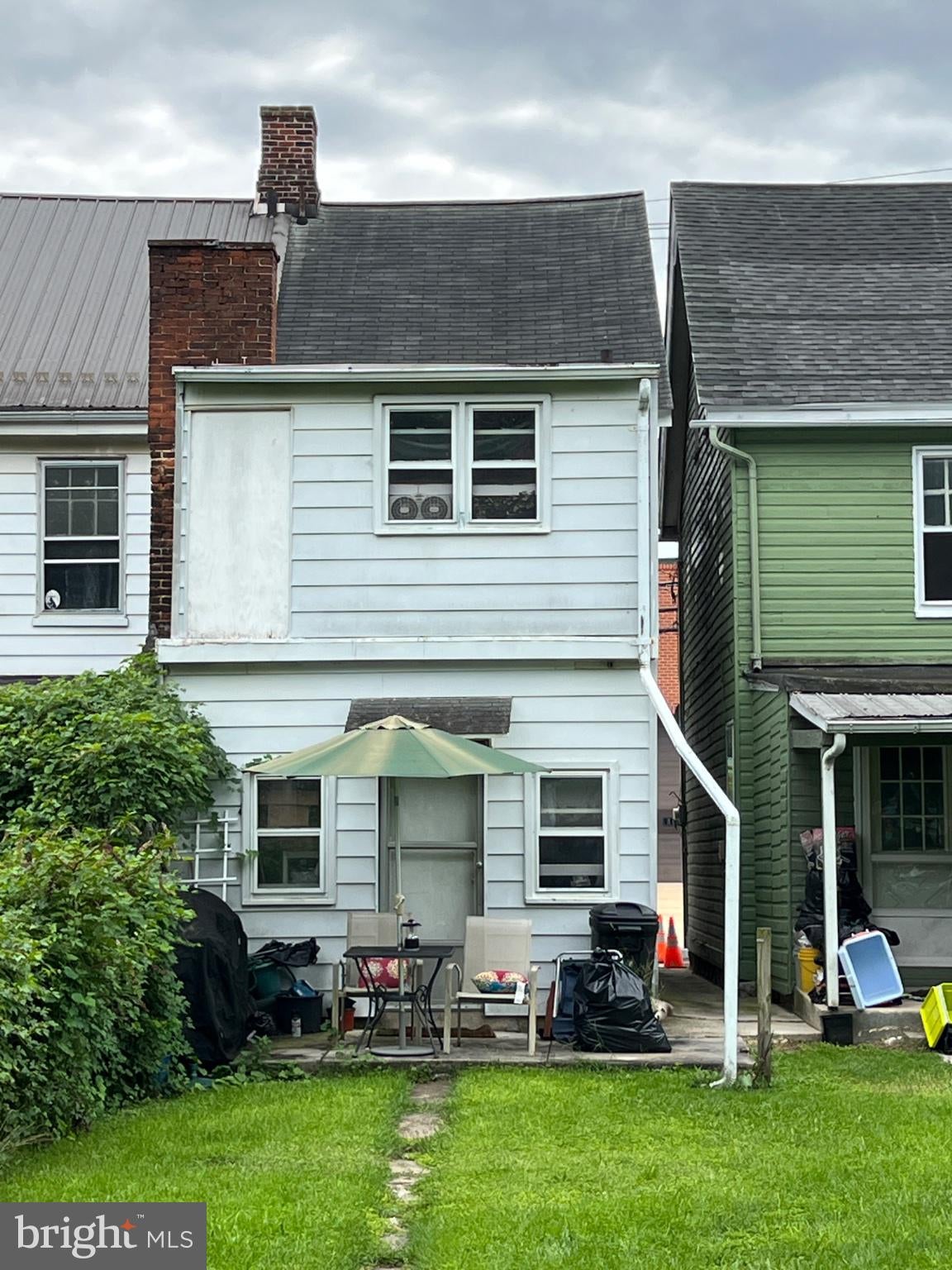 133 W KING STREET