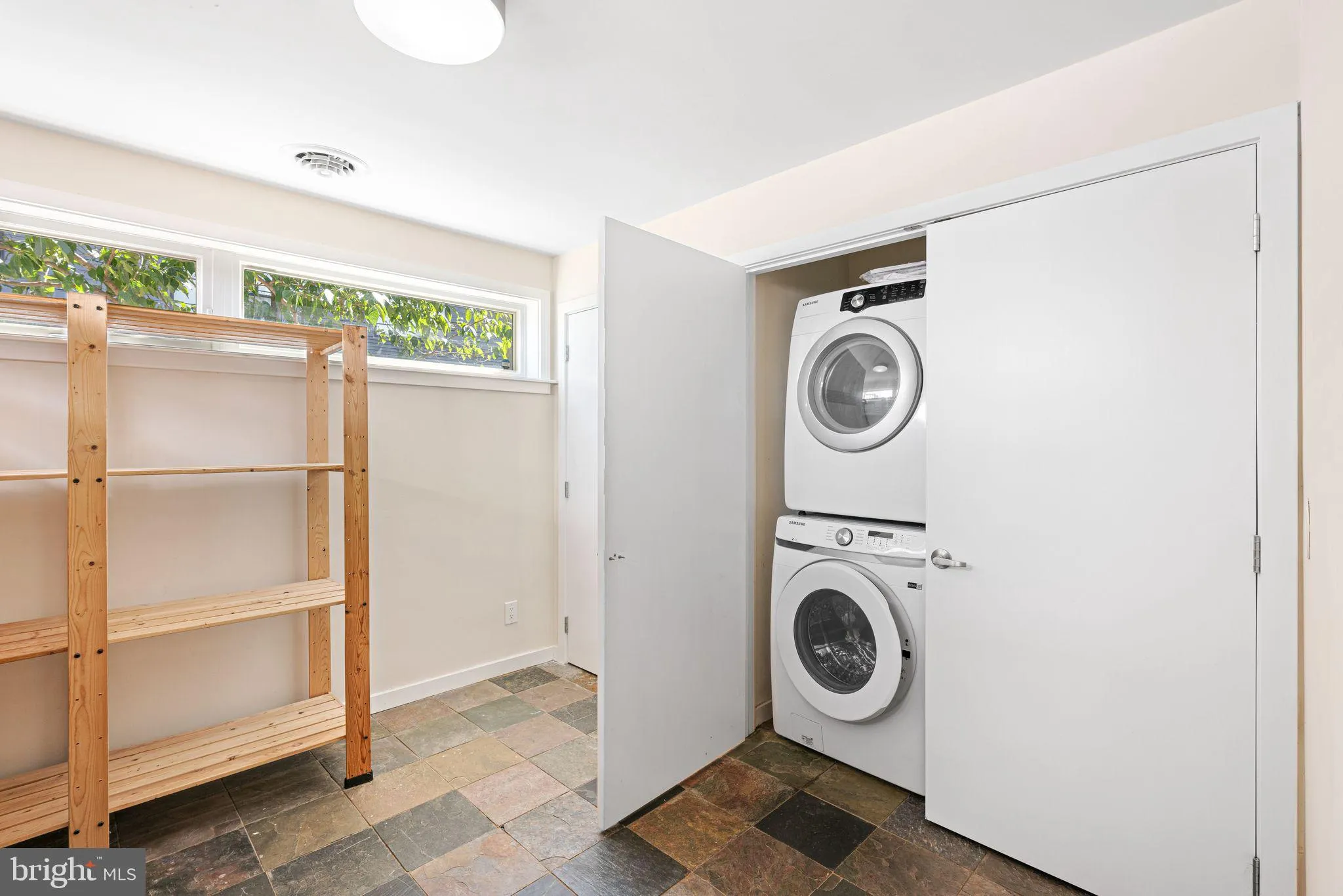 Philadelphia, Pennsylvania 19130, United States, 2 Bedrooms Bedrooms, ,3 BathroomsBathrooms,Residential,Active,211706