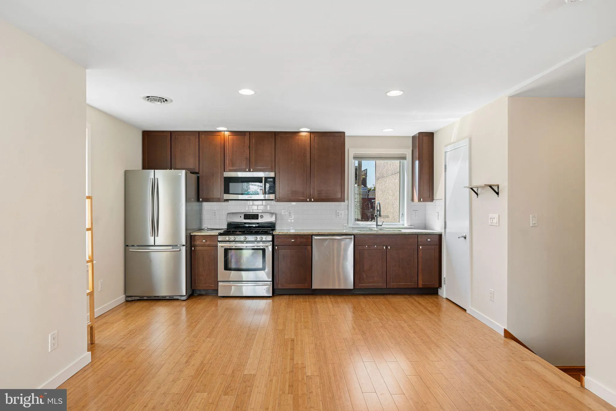 Philadelphia, Pennsylvania 19130, United States, 2 Bedrooms Bedrooms, ,3 BathroomsBathrooms,Residential,Active,211706