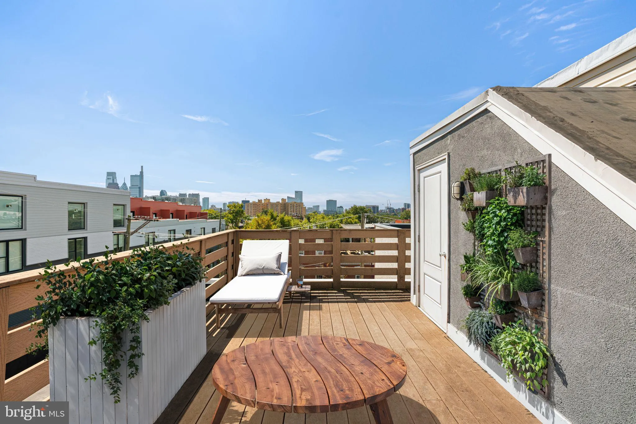 Philadelphia, Pennsylvania 19130, United States, 2 Bedrooms Bedrooms, ,3 BathroomsBathrooms,Residential,Active,211706