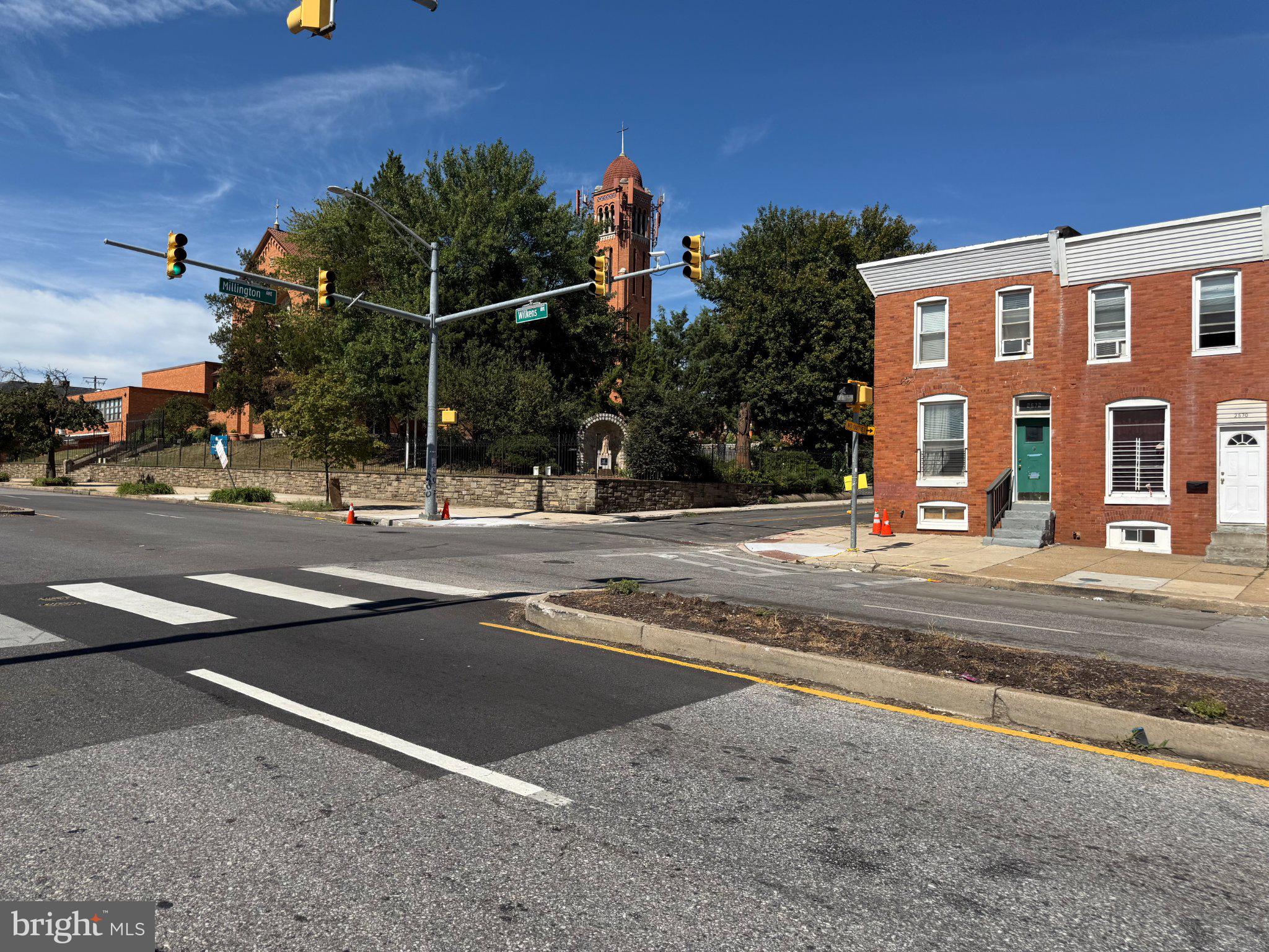 2568 WILKENS AVENUE