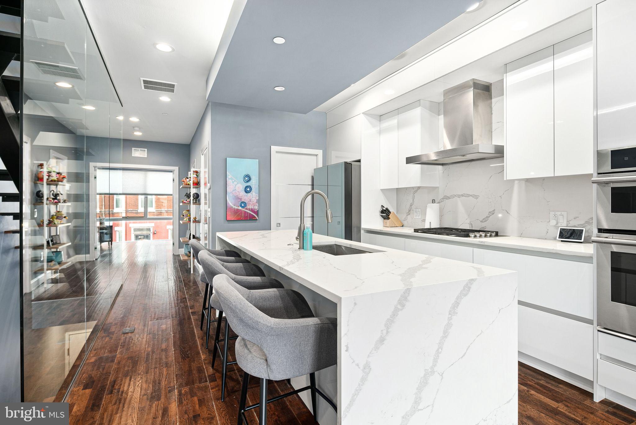 1516 CAMBRIDGE STREET UNIT 2