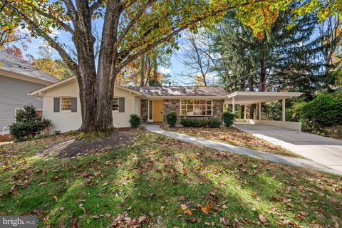 Photo of 7721 Rocton Avenue, CHEVY CHASE, MD 20815 (MLS # MDMC2206640)