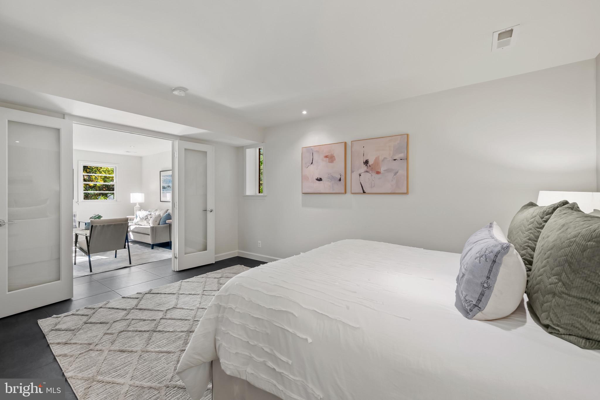 ROLLINGWOOD - Residential