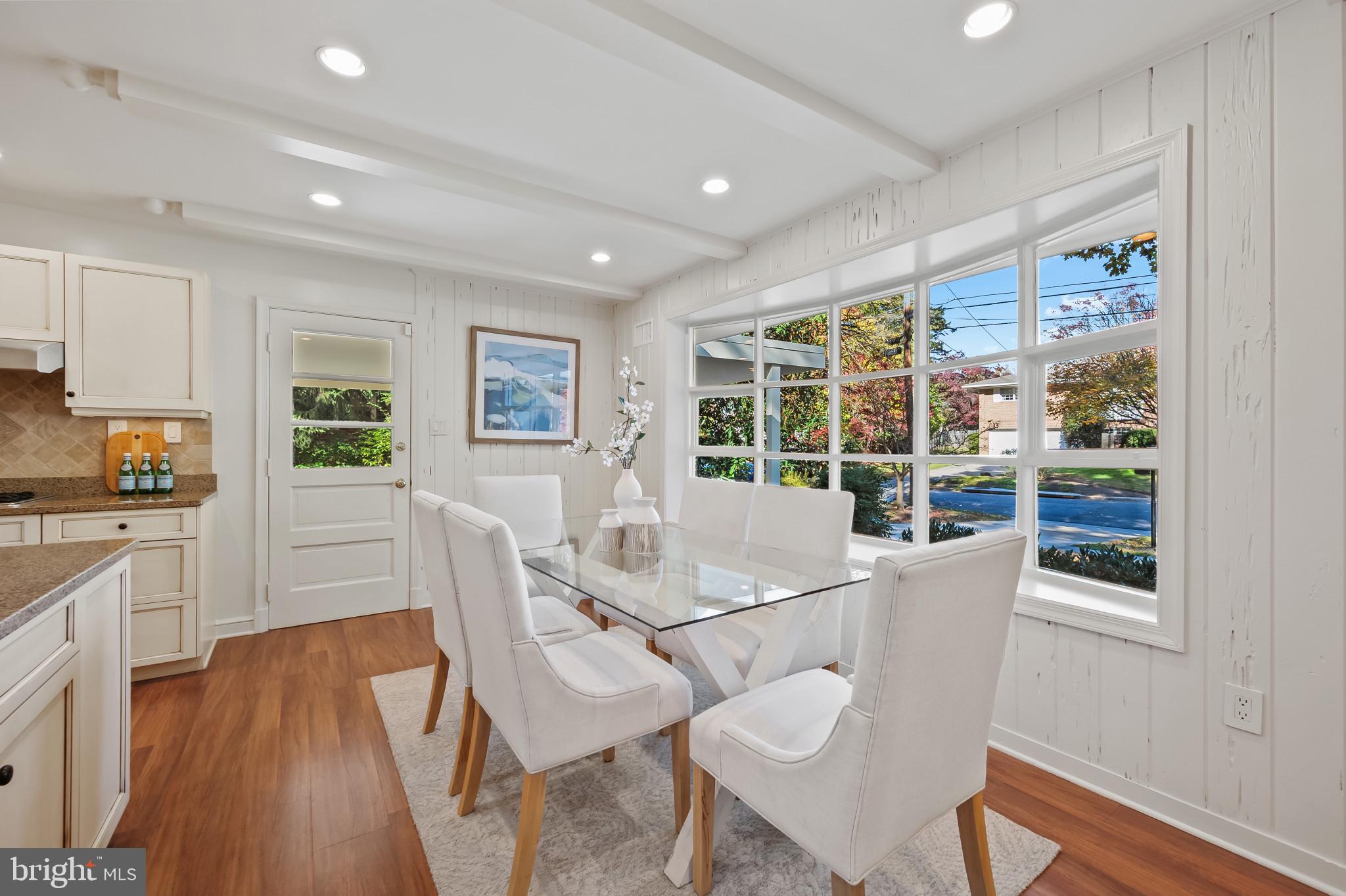 ROLLINGWOOD - Residential