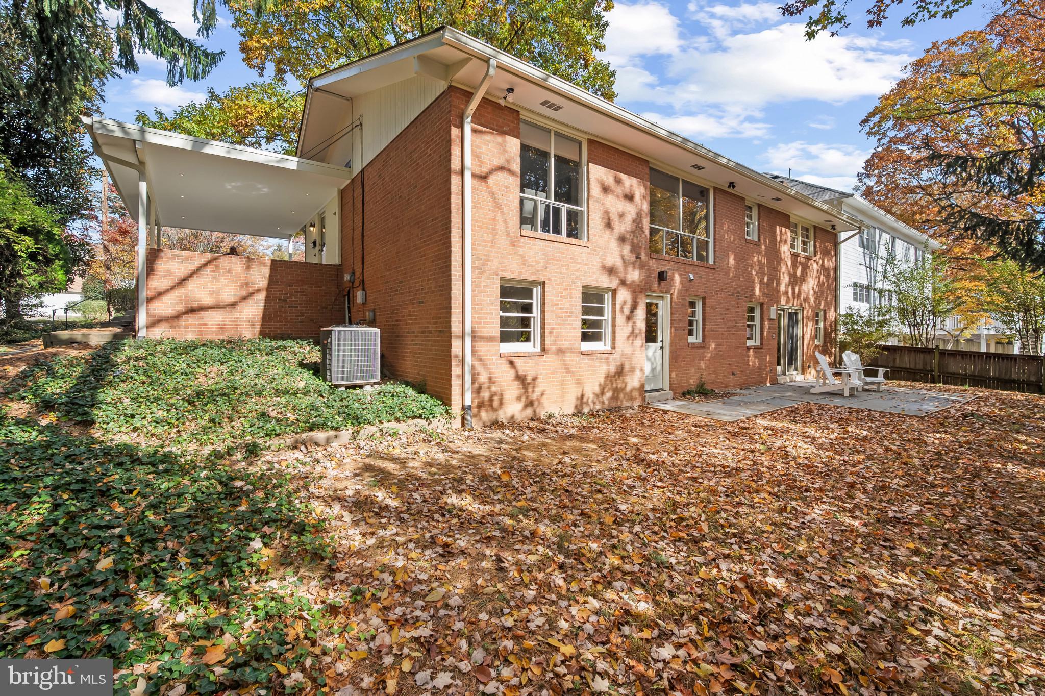 ROLLINGWOOD - Residential