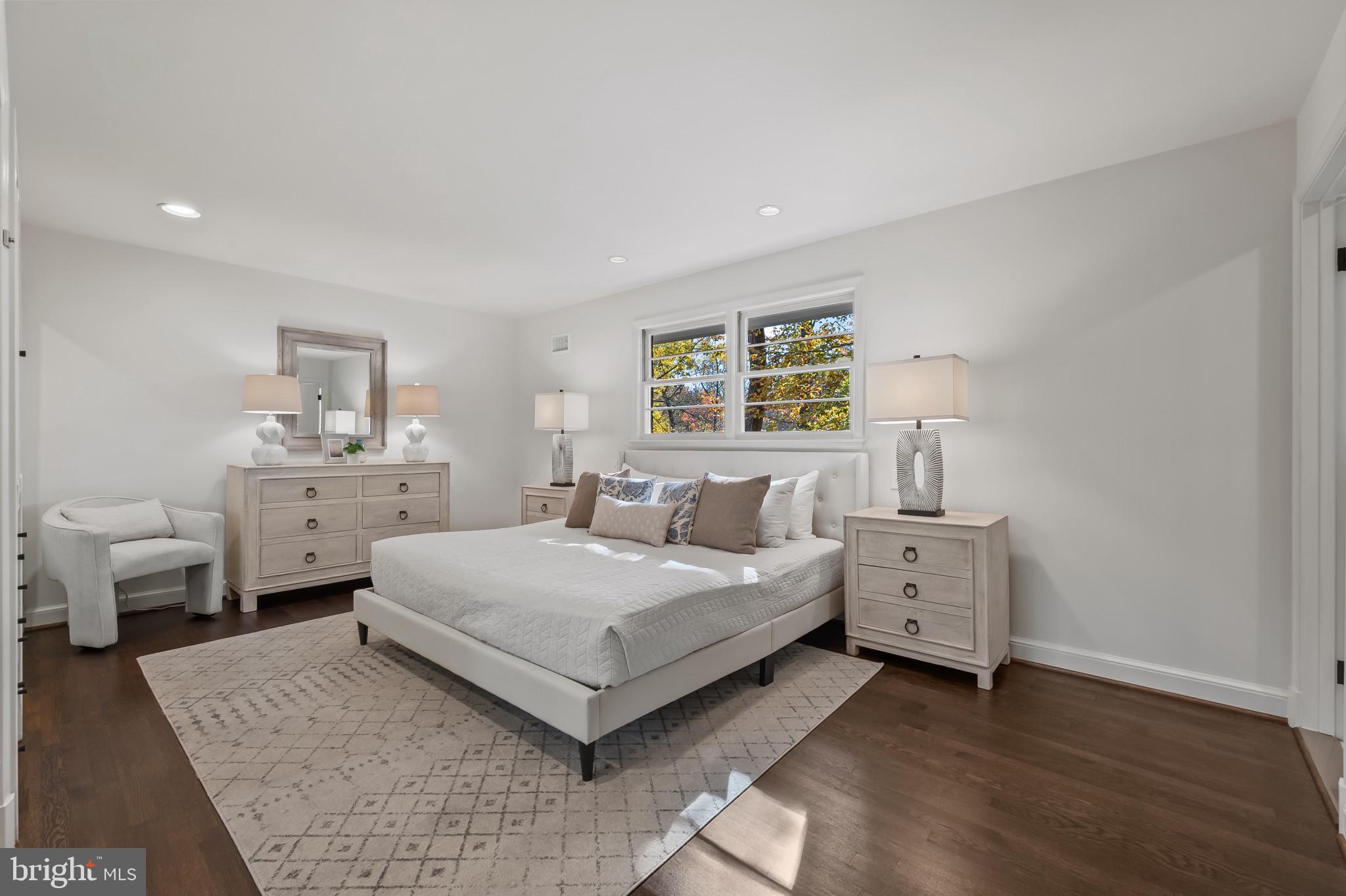 ROLLINGWOOD - Residential