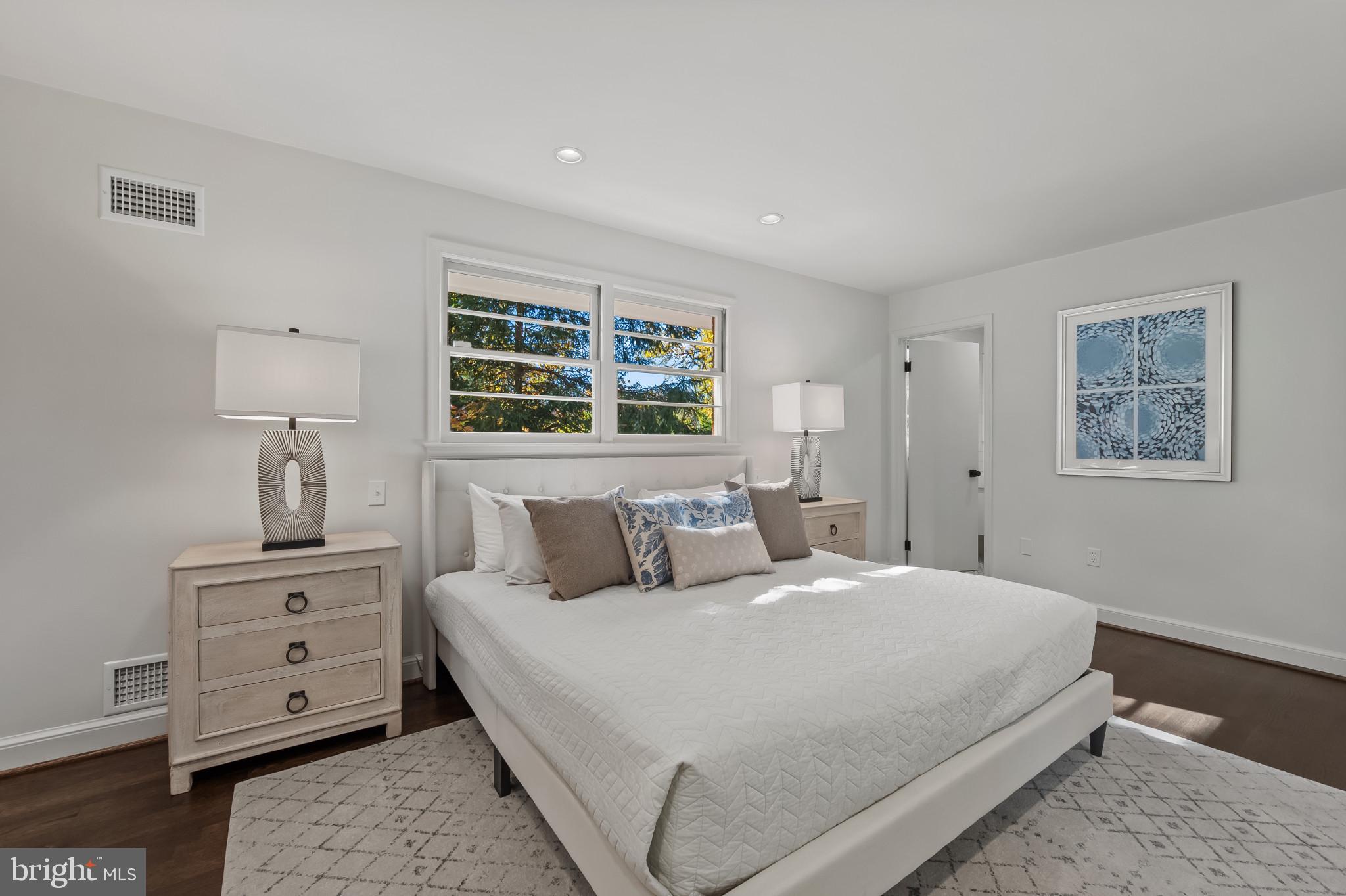 ROLLINGWOOD - Residential