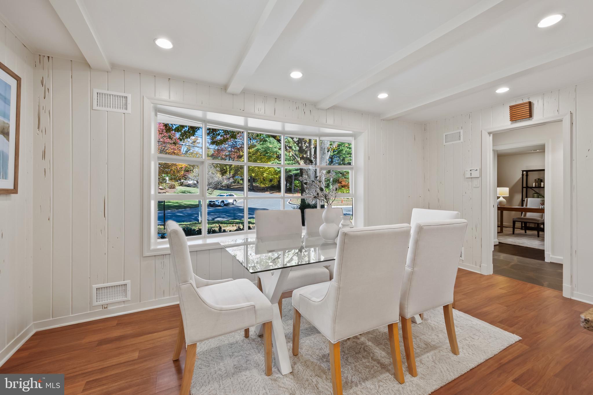 ROLLINGWOOD - Residential